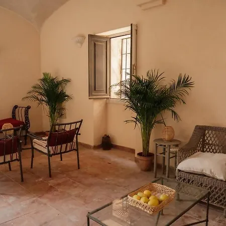Lägenhet Casa Aguila Casco Antiguo Patio Privado Caces
