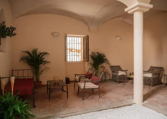 Casa Aguila Casco Antiguo Patio Privado